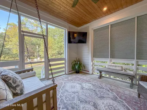Exterior - 53 Ballast Point Rd, Hampstead, NC 28443 photo 6 of 18