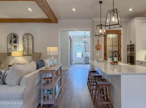 Entry Way - 53 Ballast Point Rd, Hampstead, NC 28443 photo 3 of 16