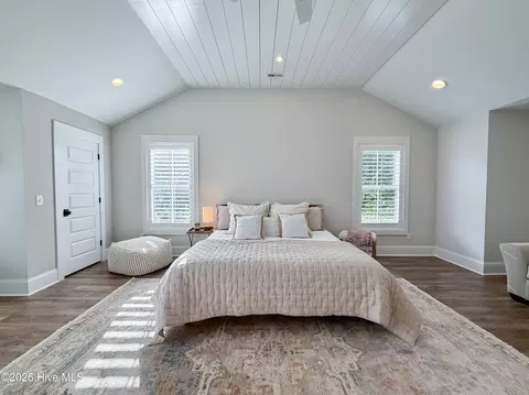 Bedroom - 53 Ballast Point Rd, Hampstead, NC 28443 photo 13 of 20