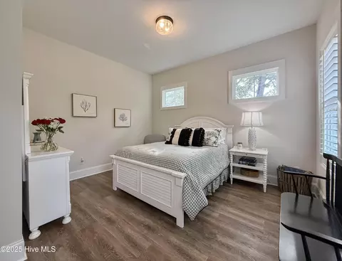Bedroom - 53 Ballast Point Rd, Hampstead, NC 28443 photo 3 of 20