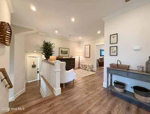 Entry Way - 53 Ballast Point Rd, Hampstead, NC 28443 photo 15 of 16