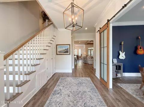 Entry Way - 53 Ballast Point Rd, Hampstead, NC 28443 photo 8 of 16