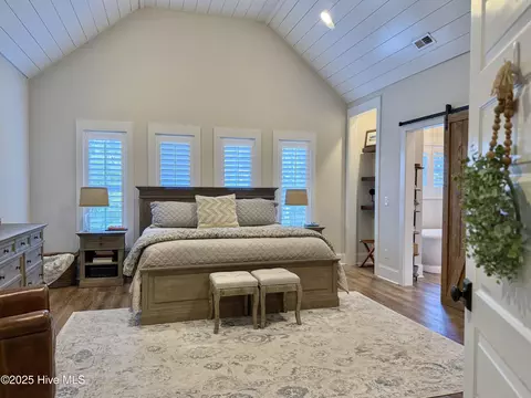 Bedroom - 53 Ballast Point Rd, Hampstead, NC 28443 photo 6 of 20