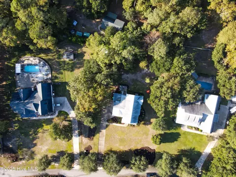 View/Area - 53 Ballast Point Rd, Hampstead, NC 28443 photo 2 of 8