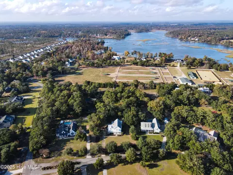 View/Area - 53 Ballast Point Rd, Hampstead, NC 28443 photo 1 of 8