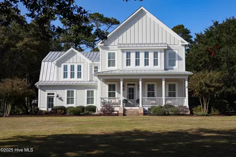 53 Ballast Point Rd, Hampstead, NC 28443