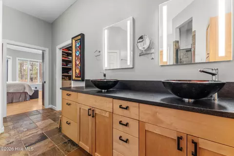 Bath - 110 Muirfield Pl, Pinehurst, NC 28374 photo 2 of 6