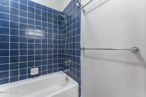 Bath - 110 Muirfield Pl, Pinehurst, NC 28374 photo 5 of 6