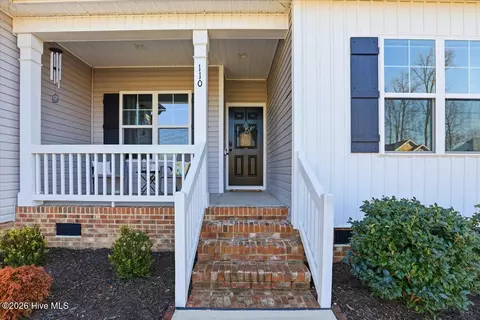 Exterior - 110 Oak St, Pine Level, NC 27568 photo 1 of 6