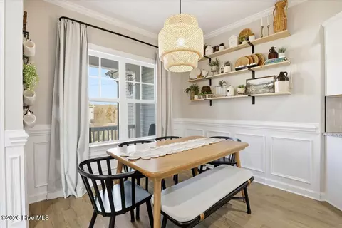 Dining - 110 Oak St, Pine Level, NC 27568 photo 1 of 1