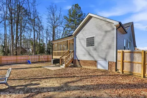 Exterior - 110 Oak St, Pine Level, NC 27568 photo 5 of 6