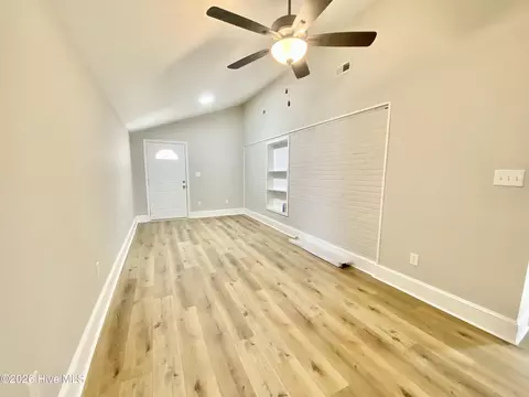 414 W Main St, Micro, NC 27555 photo 9