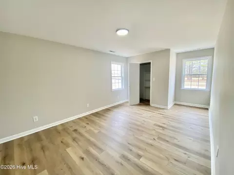 414 W Main St, Micro, NC 27555 photo 26