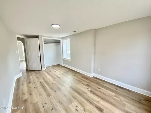 414 W Main St, Micro, NC 27555 photo 13