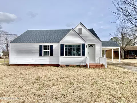 414 W Main St, Micro, NC 27555 photo 3