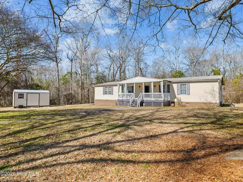 246 Baysden Dr Ext, Jacksonville, NC 28540