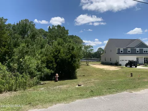 276 E Ivybridge Dr, Hubert, NC 28539 photo 5