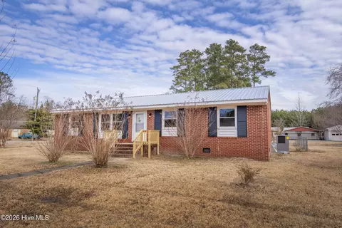 241 Cooke Cir, Rich Square, NC 27869