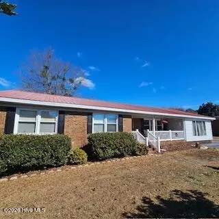 426 N Main St, Broadway, NC 27505