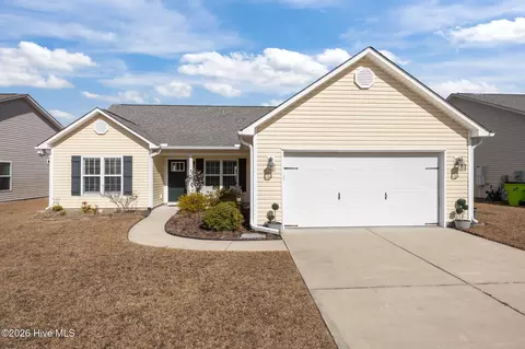 208 Bungalow Dr, New Bern, NC 28562