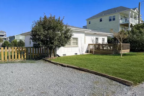 6910 12th Ave, North Topsail Beach, NC 28460