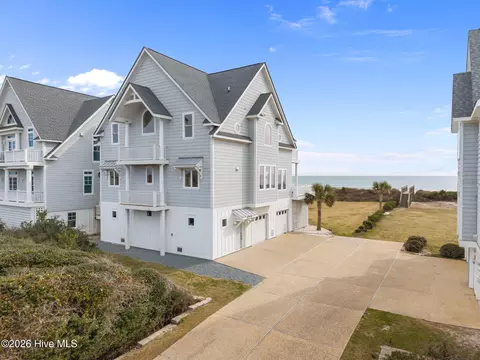 4290 Island Dr, North Topsail Beach, NC 28460