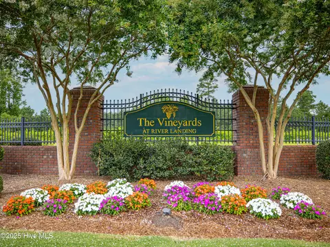 129 Cellars Way, Wallace, NC 28466