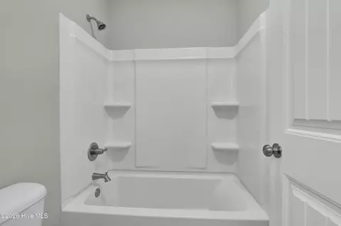Bath - 85 Waldorf Way, Hampstead, NC 28443 photo 6 of 6
