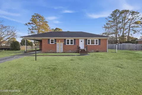 215 Sunset Dr, Hertford, NC 27944