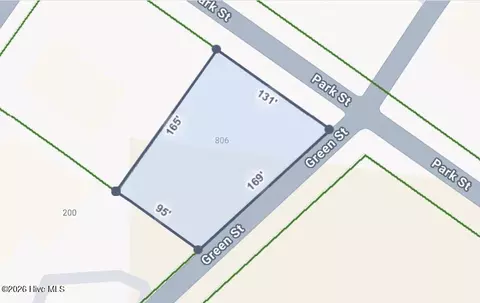 806 Park St, Williamston, NC 27892