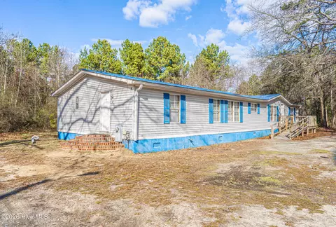 123 Hailey Ames St, Hoffman, NC 28347