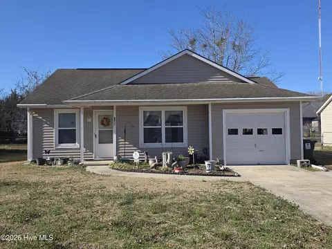 3611 Windy Trl, New Bern, NC 28560