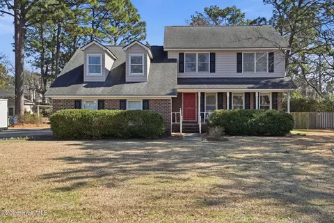 3221 Kirby Smith Dr, Wilmington, NC 28409