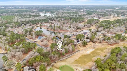 225 Maple Creek Dr, Wallace, NC 28466