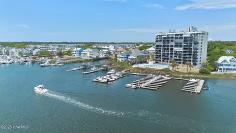 1080 Saint Joseph St #2B, Carolina Beach, NC 28428