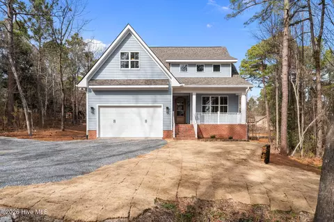 148 Cardinal Ln, Seven Lakes, NC 27376