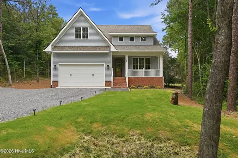 148 Cardinal Ln, Seven Lakes, NC 27376