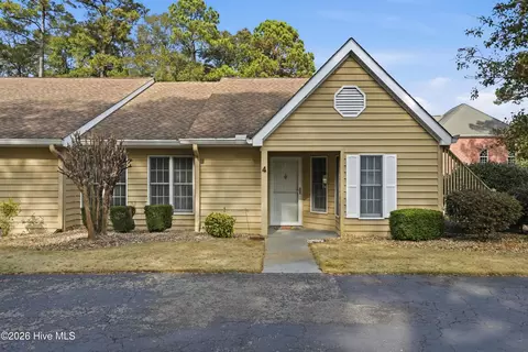 350 Sea Trail Dr E #4, Sunset Beach, NC 28468