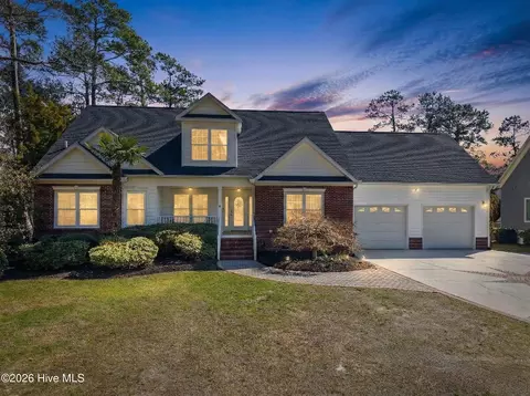 6481 Walden Pond Ln, Southport, NC 28461