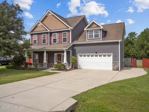 305 Stella Bridgeway Dr, Stella, NC 28582