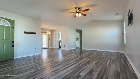 Living - 128 Daphne Dr, Hubert, NC 28539 photo 1 of 2