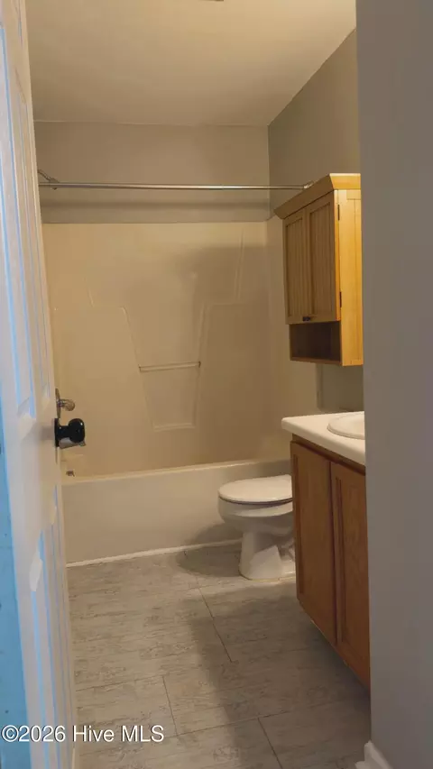 Bath - 128 Daphne Dr, Hubert, NC 28539 photo 1 of 3