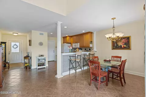 Dining - 502 Castle Bay Dr # B, Hampstead, NC 28443 photo 2 of 3