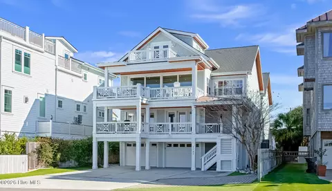 112 S Lumina Ave UNIT B, Wrightsville Beach, NC 28480