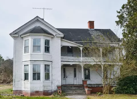519 Church St, Fairfield, NC 27826