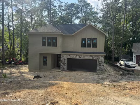 6 Wye Ct, Pinehurst, NC 28374