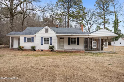 Exterior - 3825 Nc 102 E, Ayden, NC 28513 photo 5 of 10