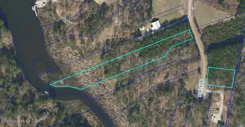 236 Portside Dr, Arapahoe, NC 28510