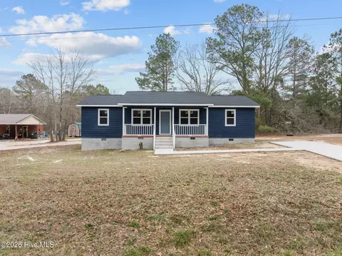 2557 Martin Luther King Dr, Elizabethtown, NC 28337