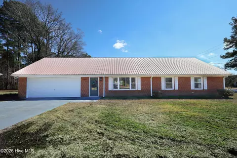 580 Koonce Fork Rd, Richlands, NC 28574
